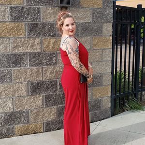 Meet your Posher, Erinn